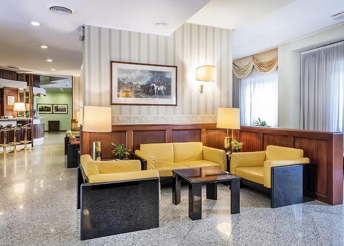Hotel Ascot